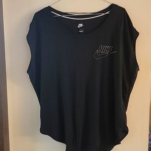 Casual Nike Top